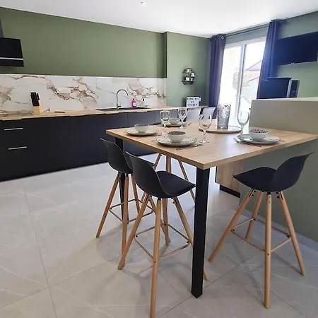 Refait A Neuf 아파트